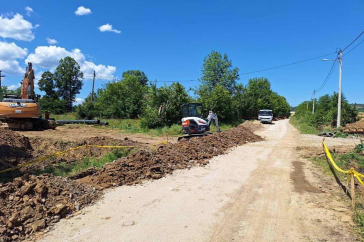 Radovi na vodovodu u Popučkama