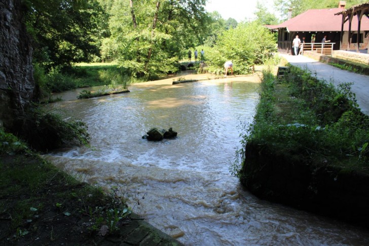 Banja u utorak oko 14 sati