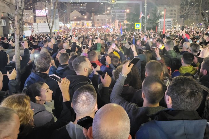 Veliki protest na Slaviji