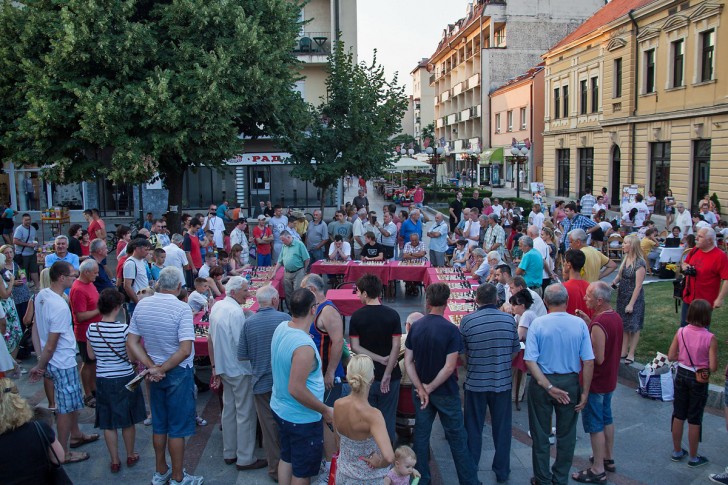 Simultanka na Trgu vojvode Mišića