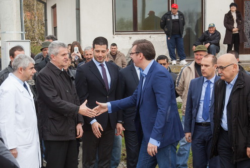 Pozdrav Stanka Terzića i Aleksanda Vučića (foto: Đorđe Đoković)