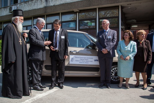 Karađorđevići darovali automobil za valjevsku bolnicu (foto: Đorđe Đoković)