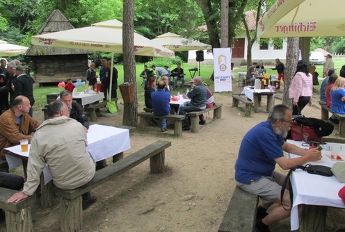 Rotarijanci u Brankovini (foto: Rotari klub Valjevo)