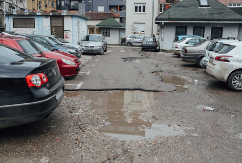 Parking u centru grada (foto: Đorđe Đoković)