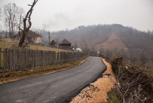 Asfaltiranje (ilustracija) (foto: Đorđe Đoković)