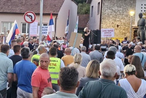 Protest u Osečini (foto: Đorđe Mijailović)