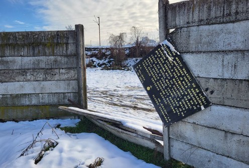 Jedino obeležje lokaliteta Crkvište (foto: Kolubarske.rs)