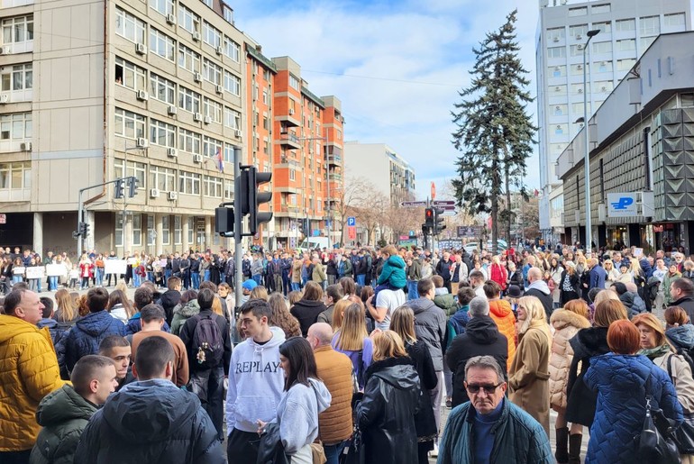 Blokada centralne raskrsnice (foto: Kolubarske.rs)