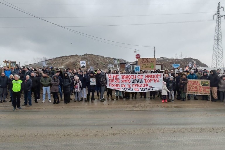 Blokada deponije (foto: Kolubarske.rs)